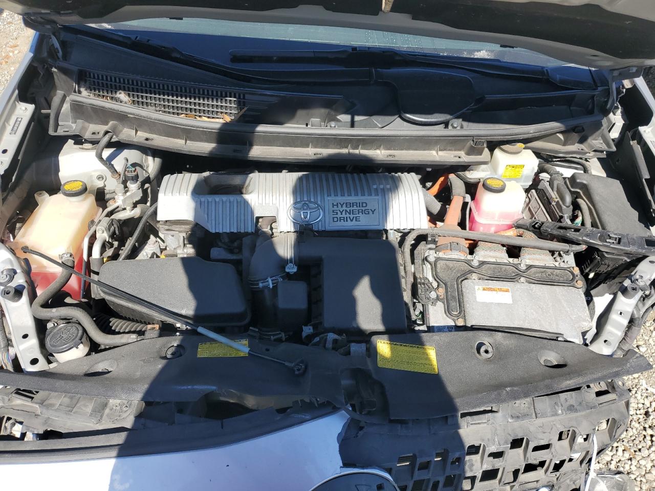 2012 Toyota Prius - Image 13