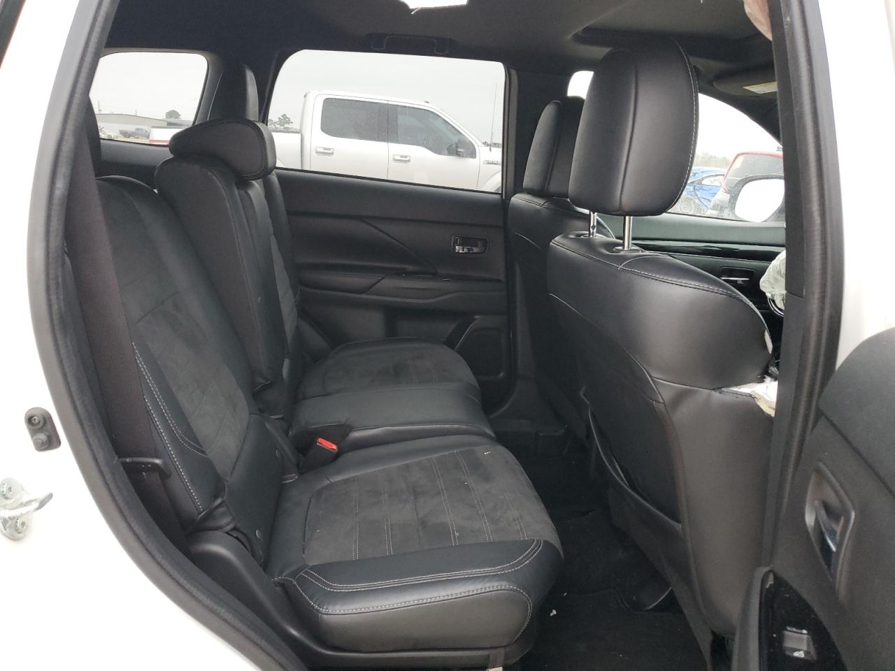 2019 Mitsubishi Outlander - Image 11