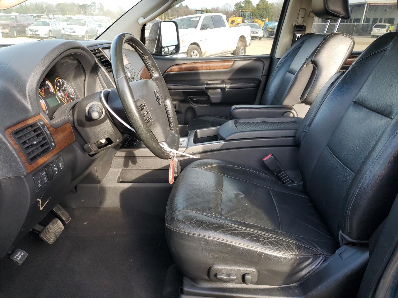 2008 Nissan Armada - Image 7