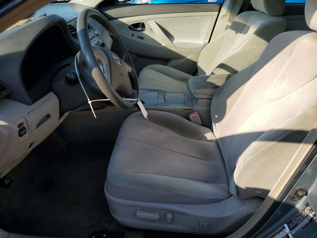 2010 Toyota Camry - Image 7