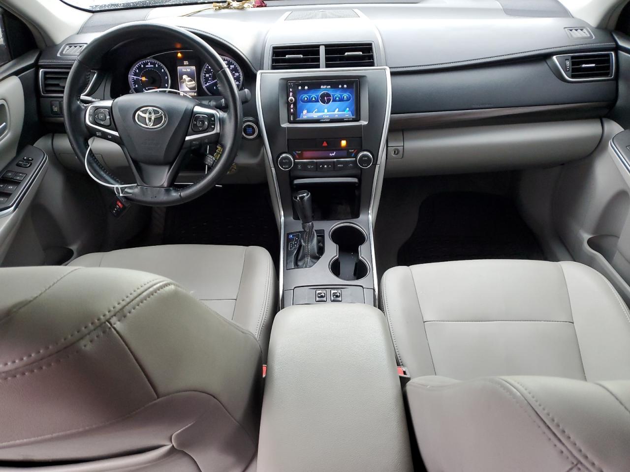 2016 Toyota Camry - Image 8