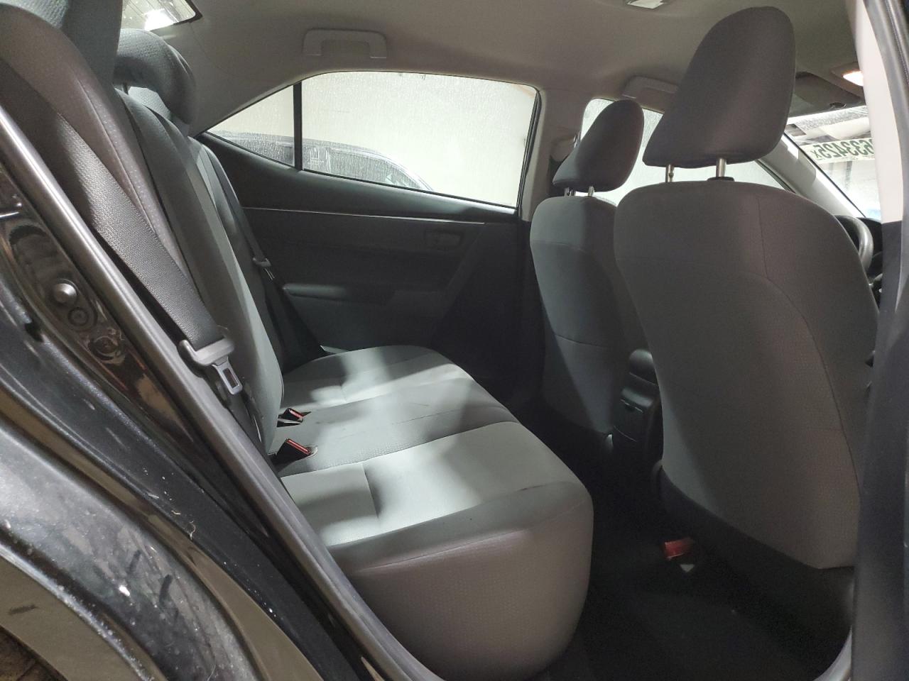 2015 Toyota Corolla - Image 11
