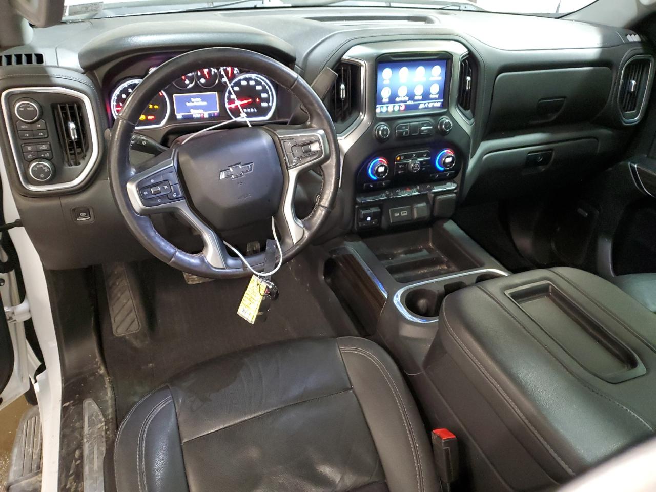 2021 Chevrolet Silverado - Image 8