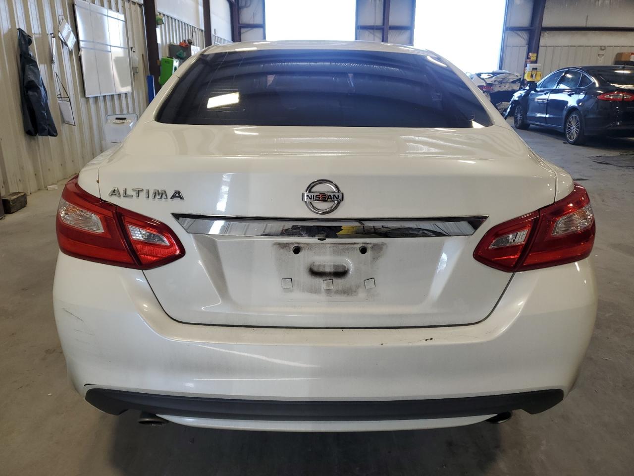 2016 Nissan Altima - Image 6