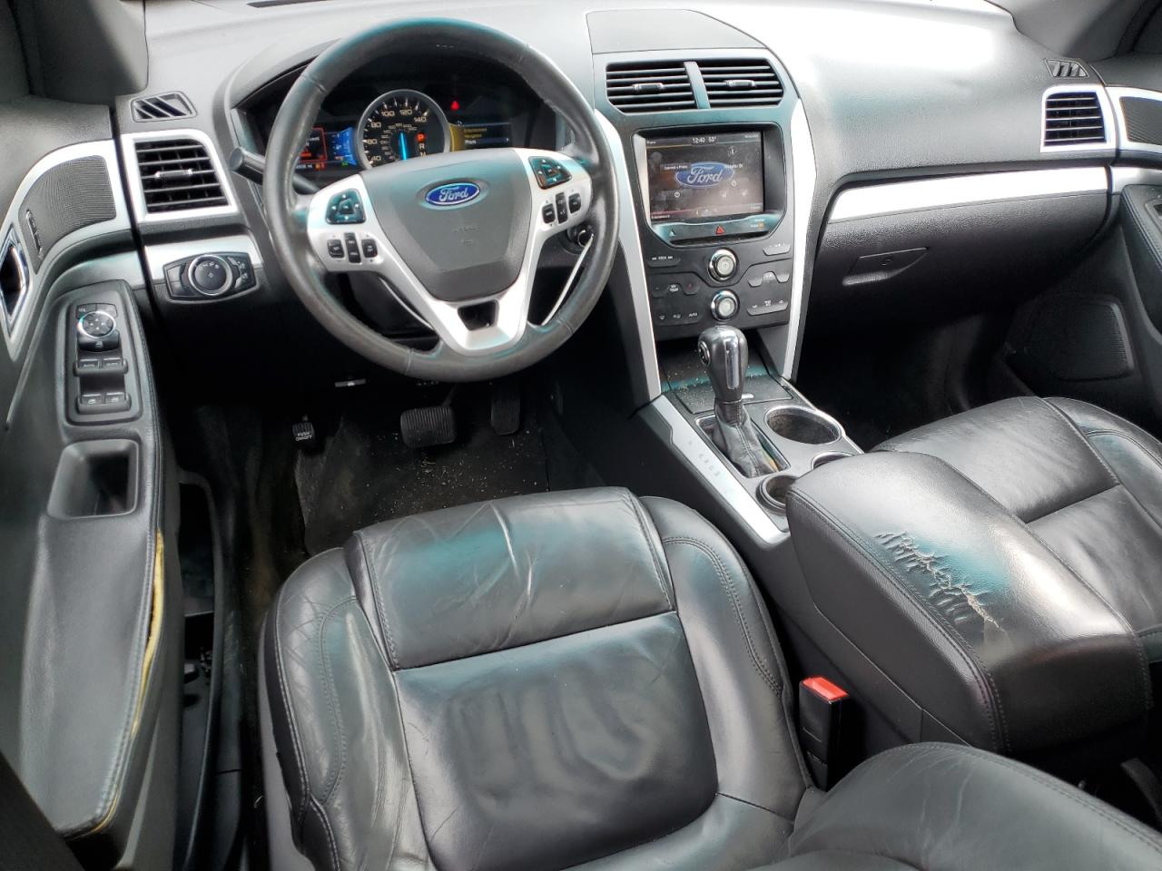 2014 Ford Explorer - Image 8