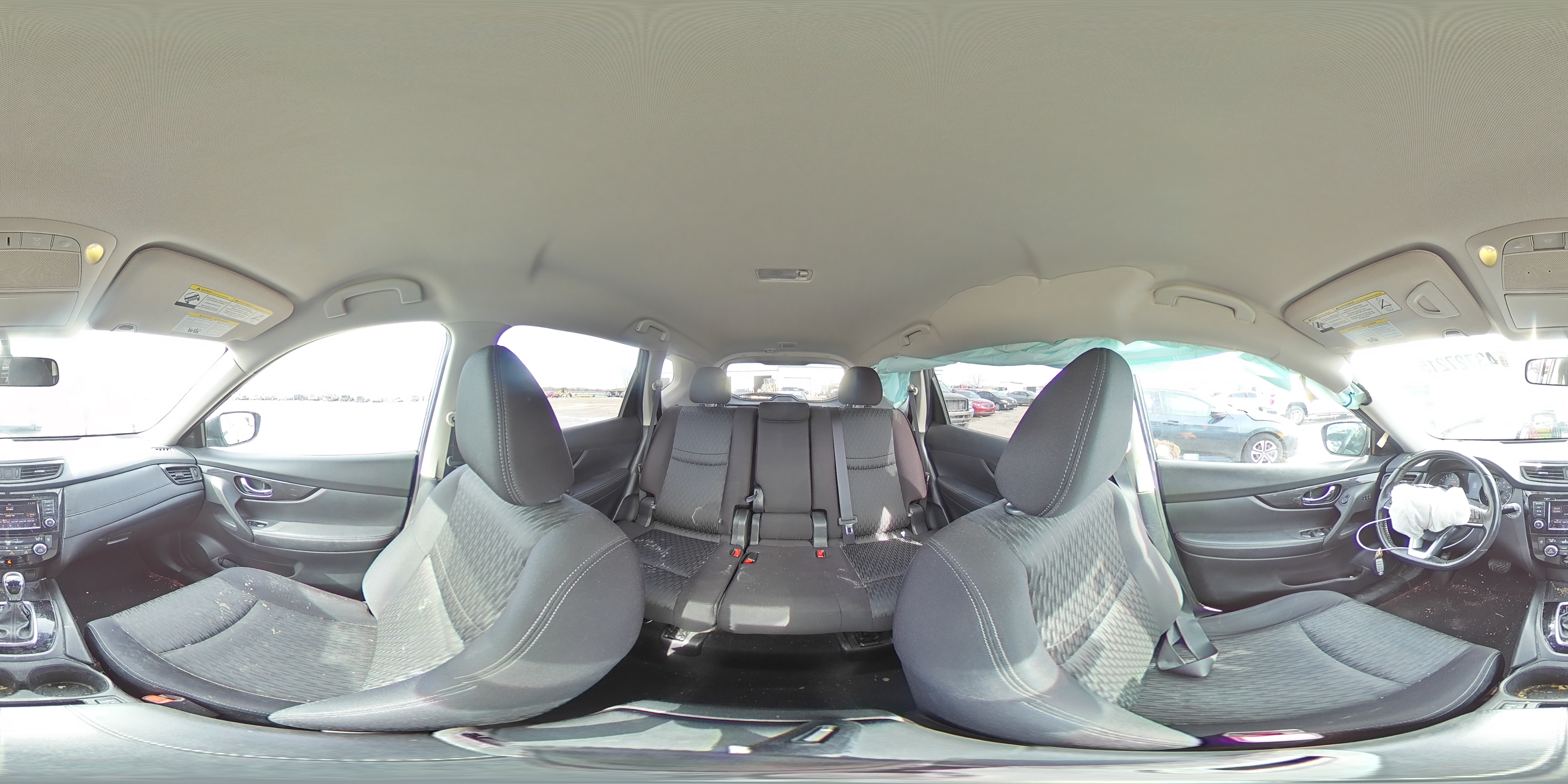 2018 Nissan Rogue - Image 14
