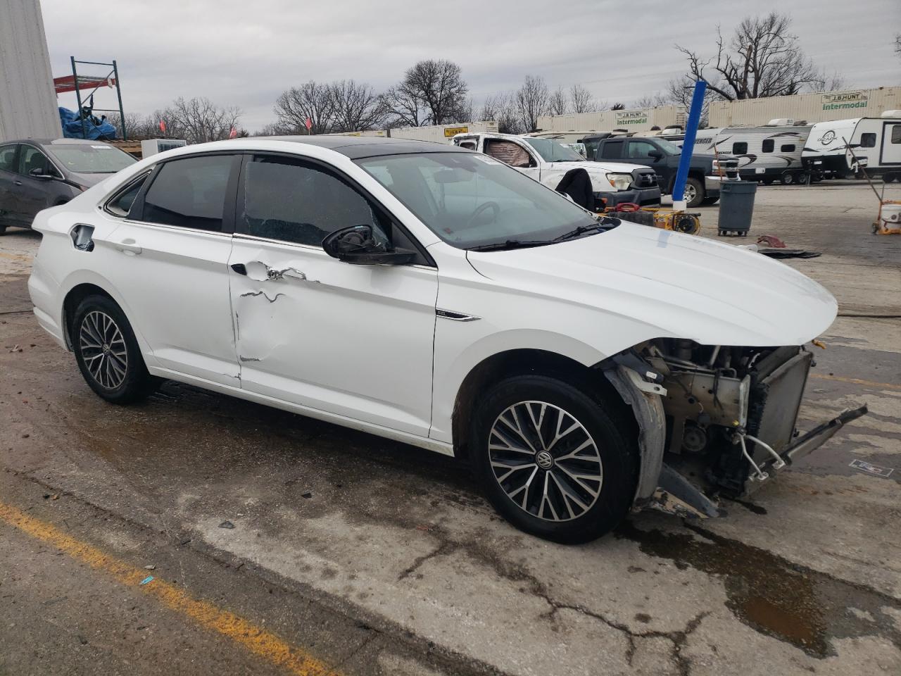 2019 Volkswagen Jetta - Image 4