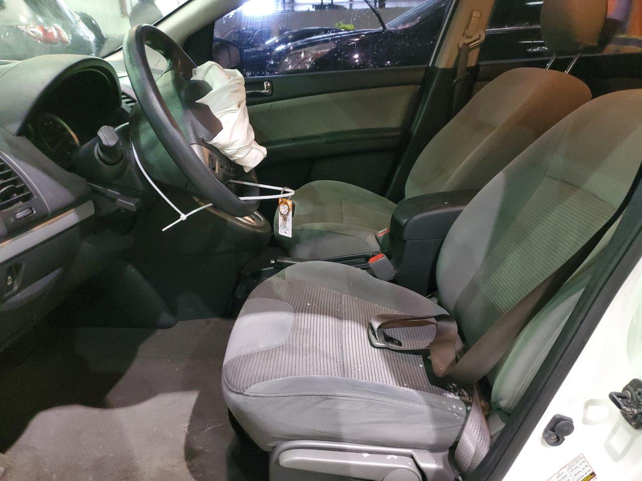 2012 Nissan Sentra - Image 7