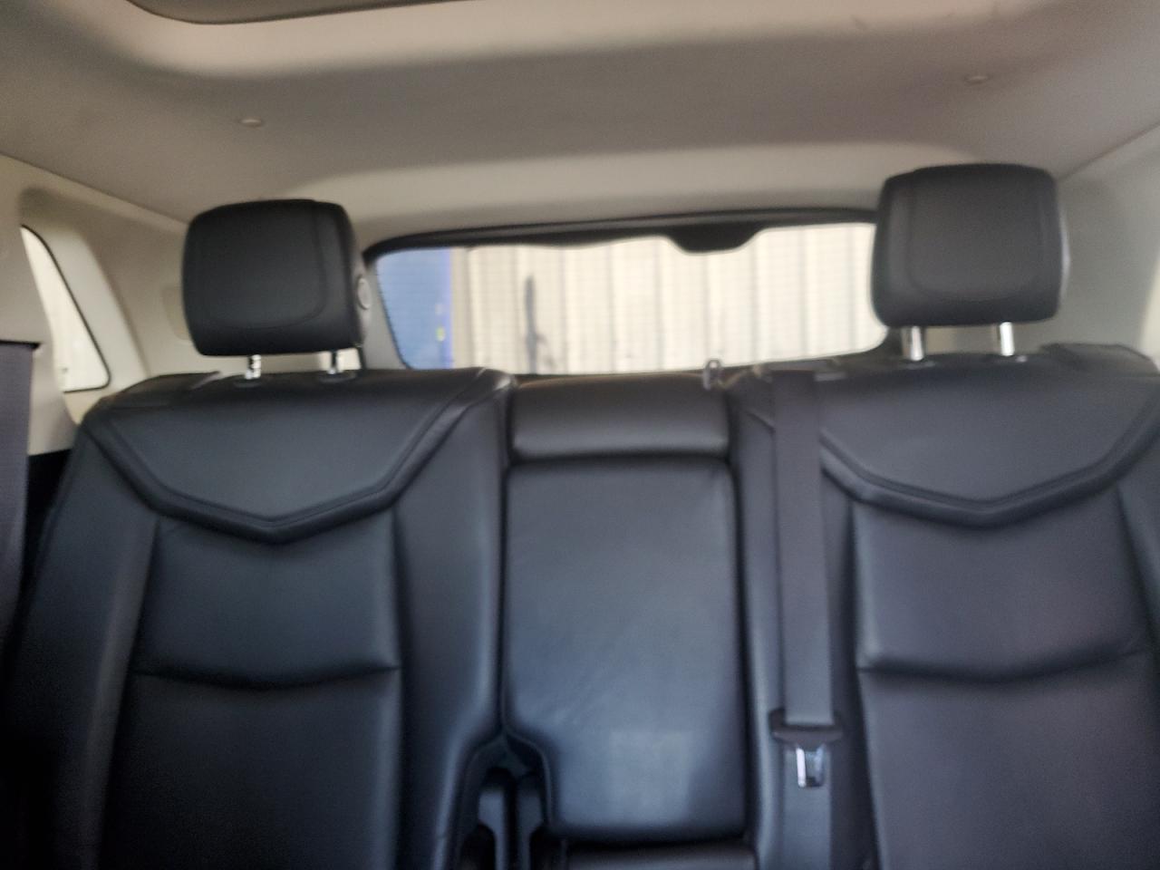 2017 Cadillac XT5 - Image 10