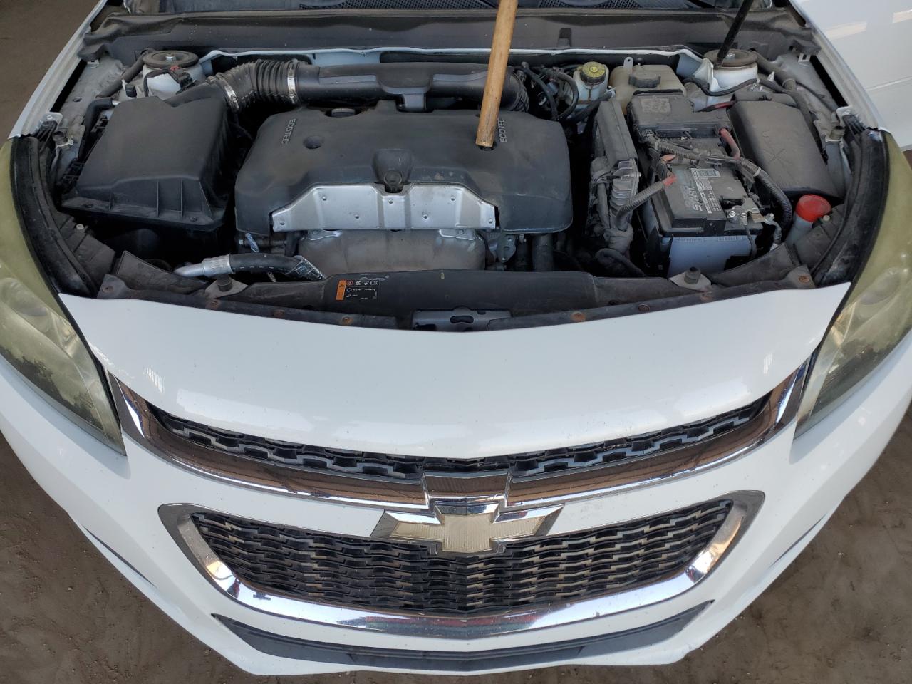 2015 Chevrolet Malibu - Image 11