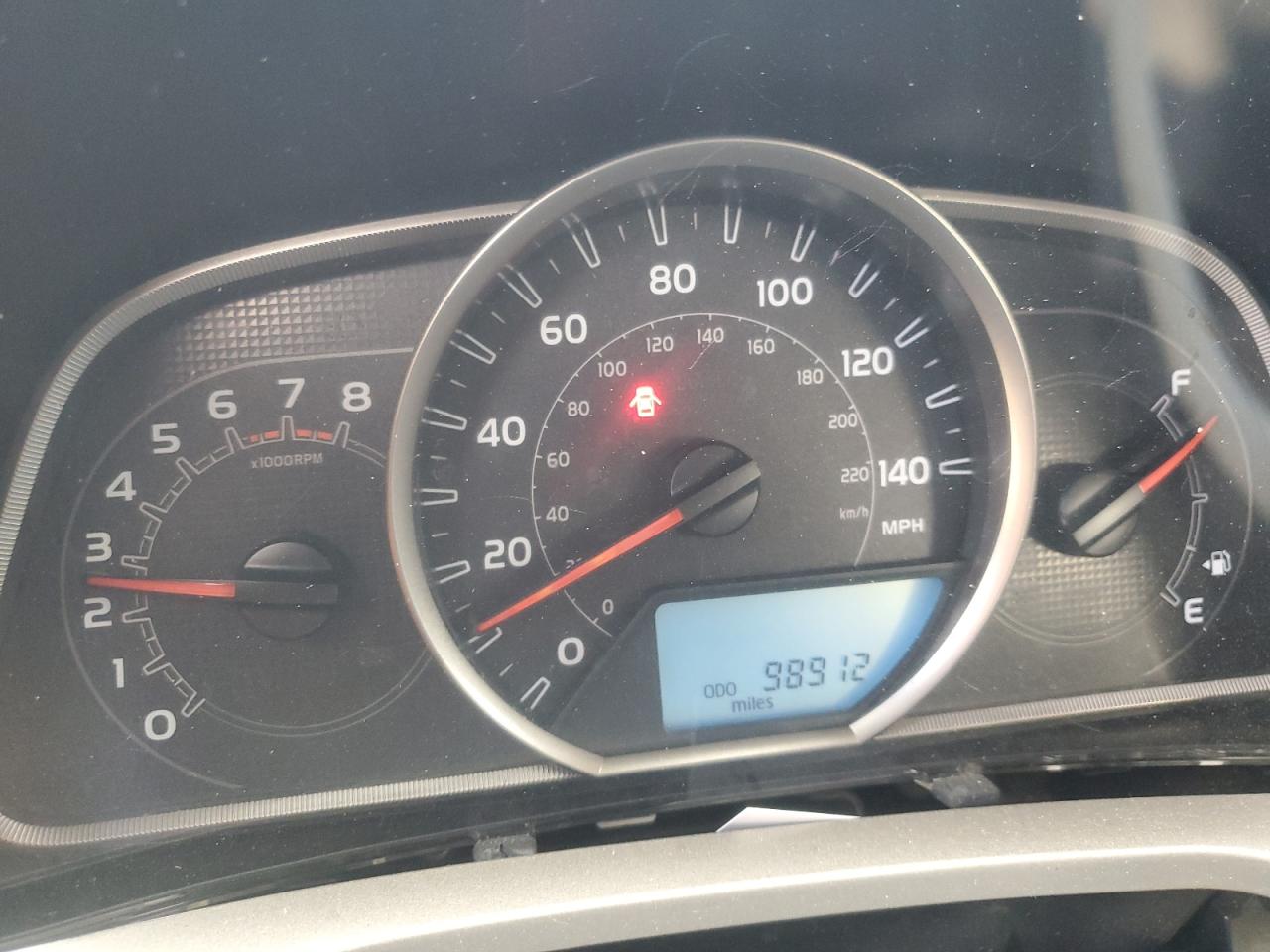 2015 Toyota RAV 4 - Image 9