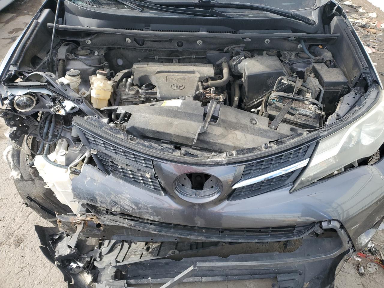 2015 Toyota RAV 4 - Image 12