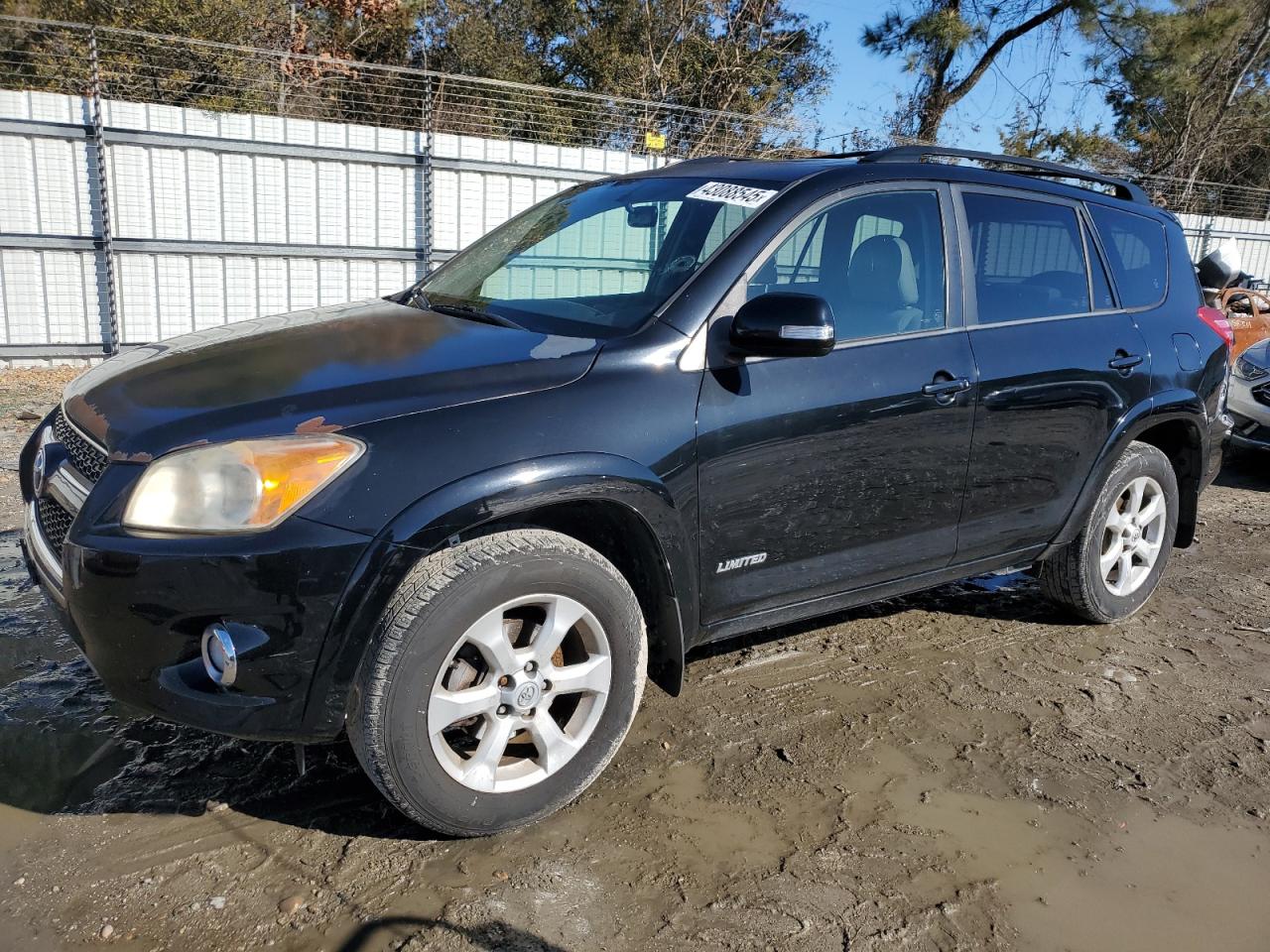 2009 Toyota RAV 4 - Image 1