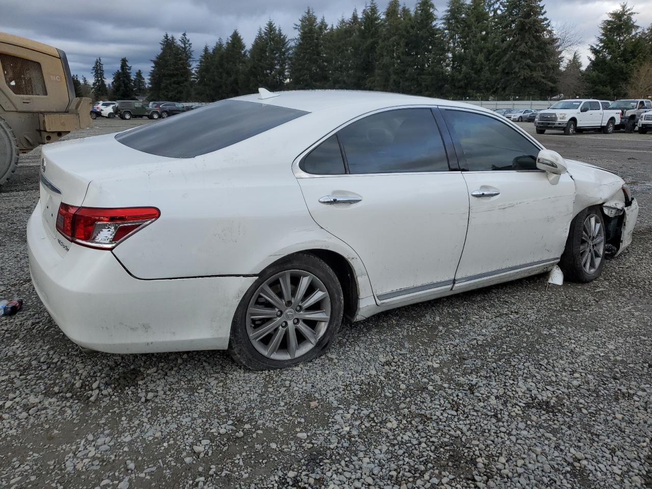 2012 Lexus ES - Image 3
