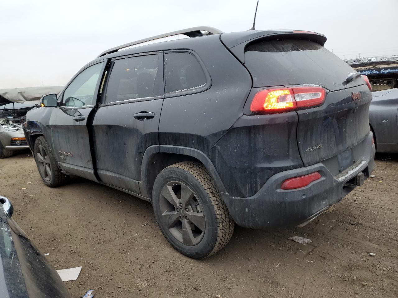 2017 Jeep Grand Cherokee - Image 2