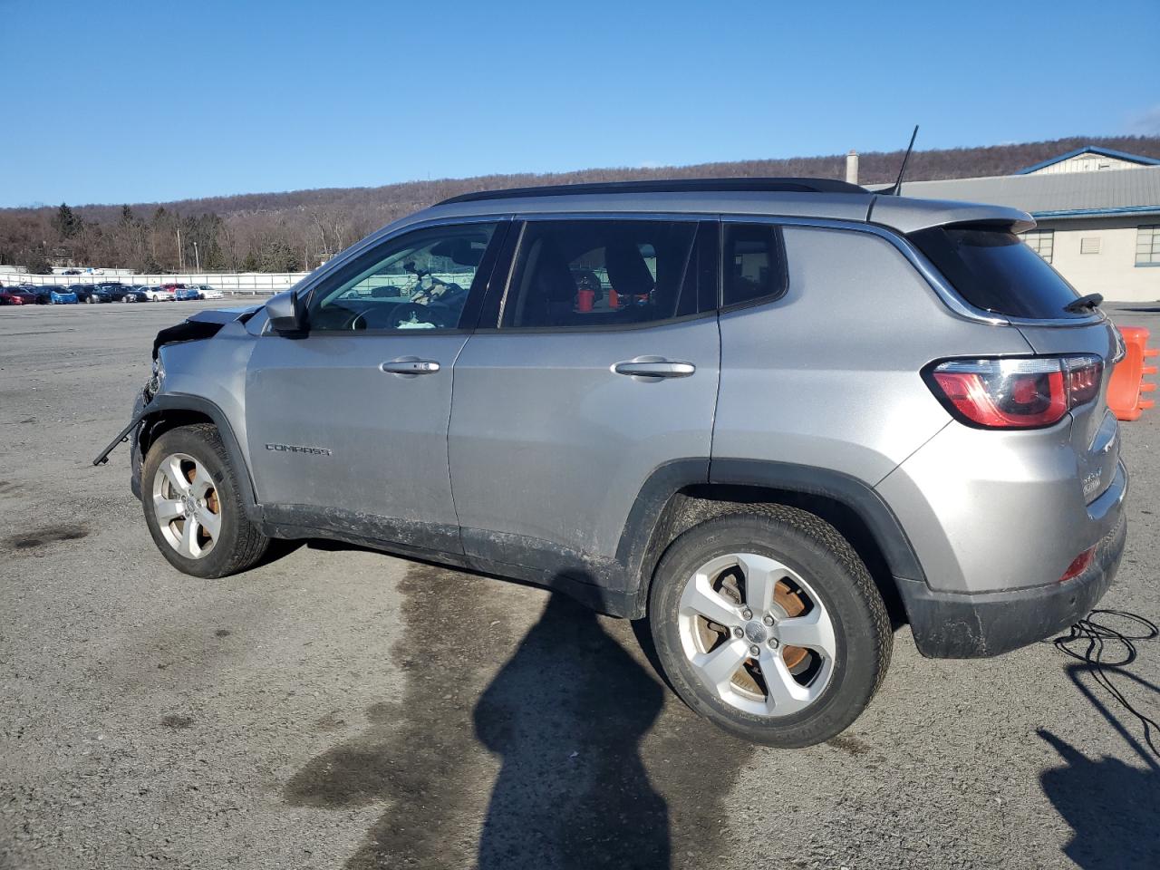 2018 Jeep Compass - Image 2