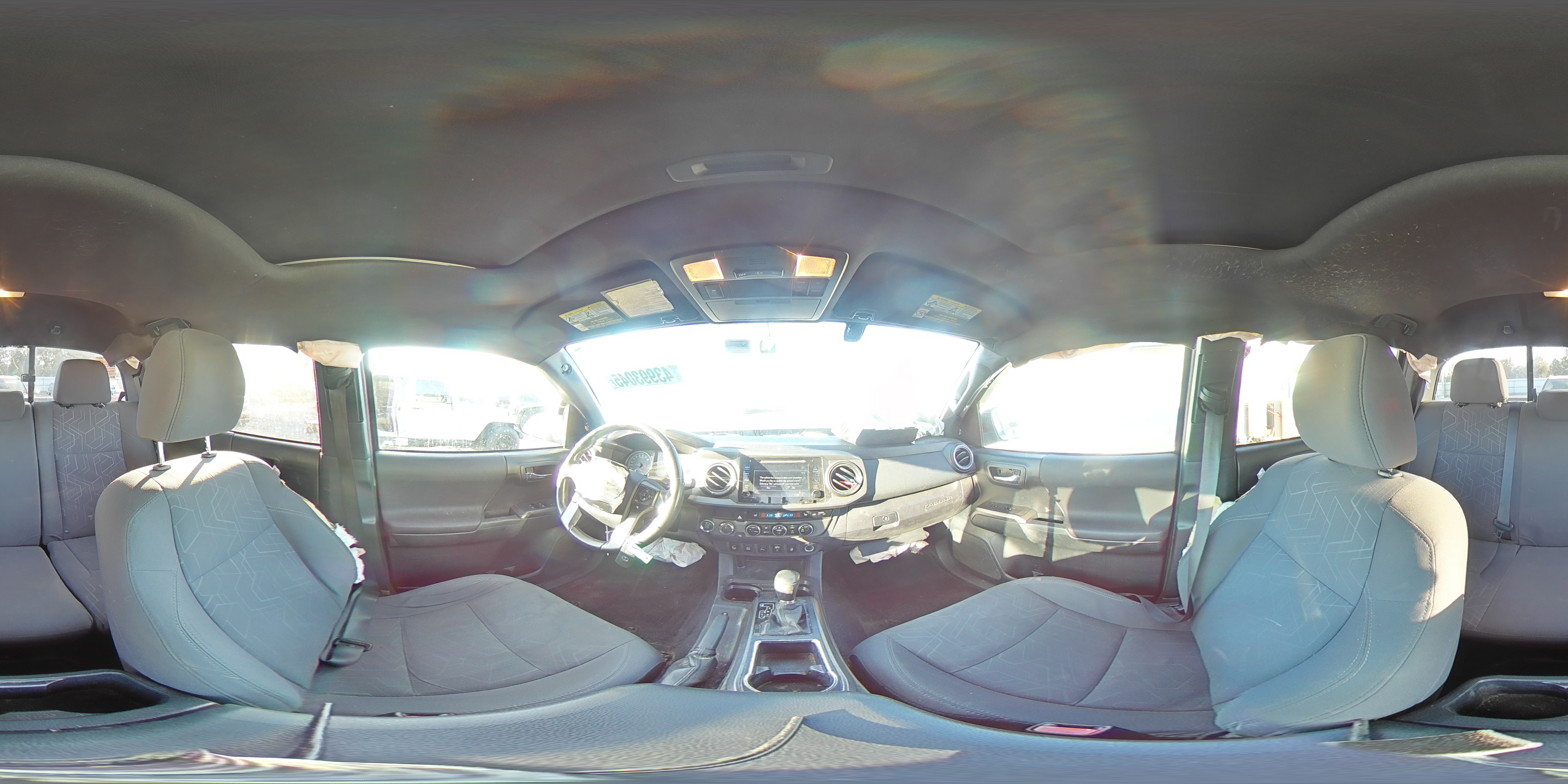 2016 Toyota Tacoma - Image 13