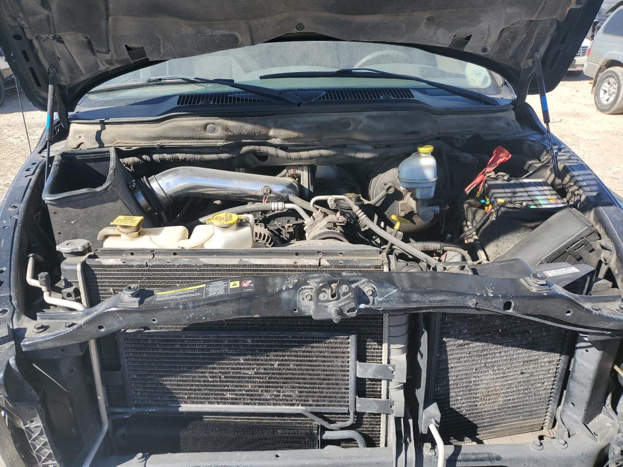 2006 Dodge RAM - Image 12
