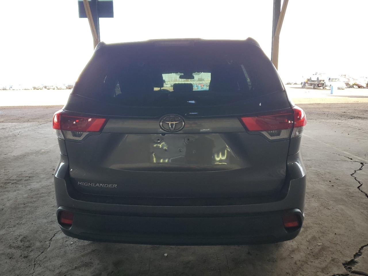 2019 Toyota Highlander - Image 6