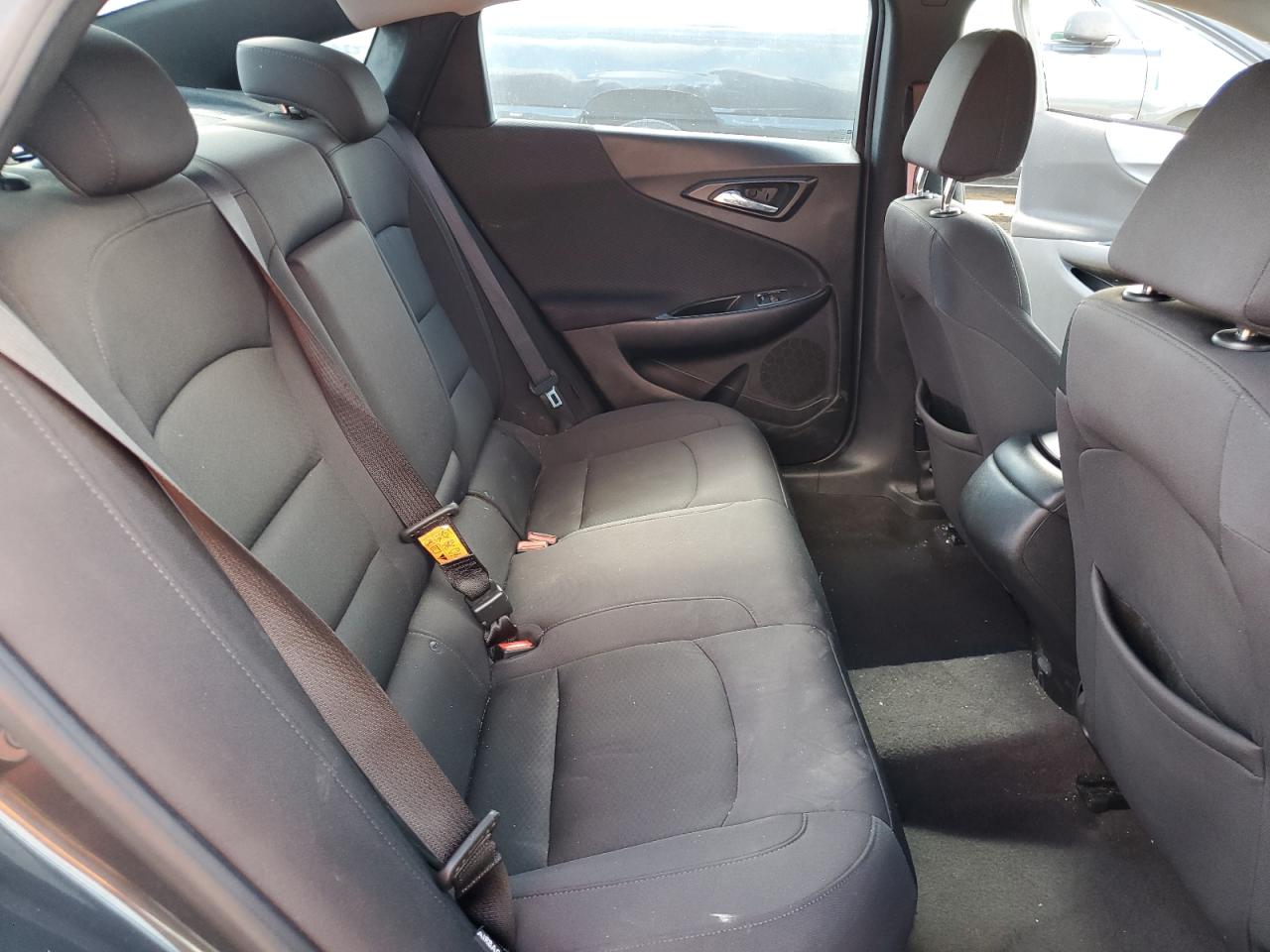 2017 Chevrolet Malibu - Image 10