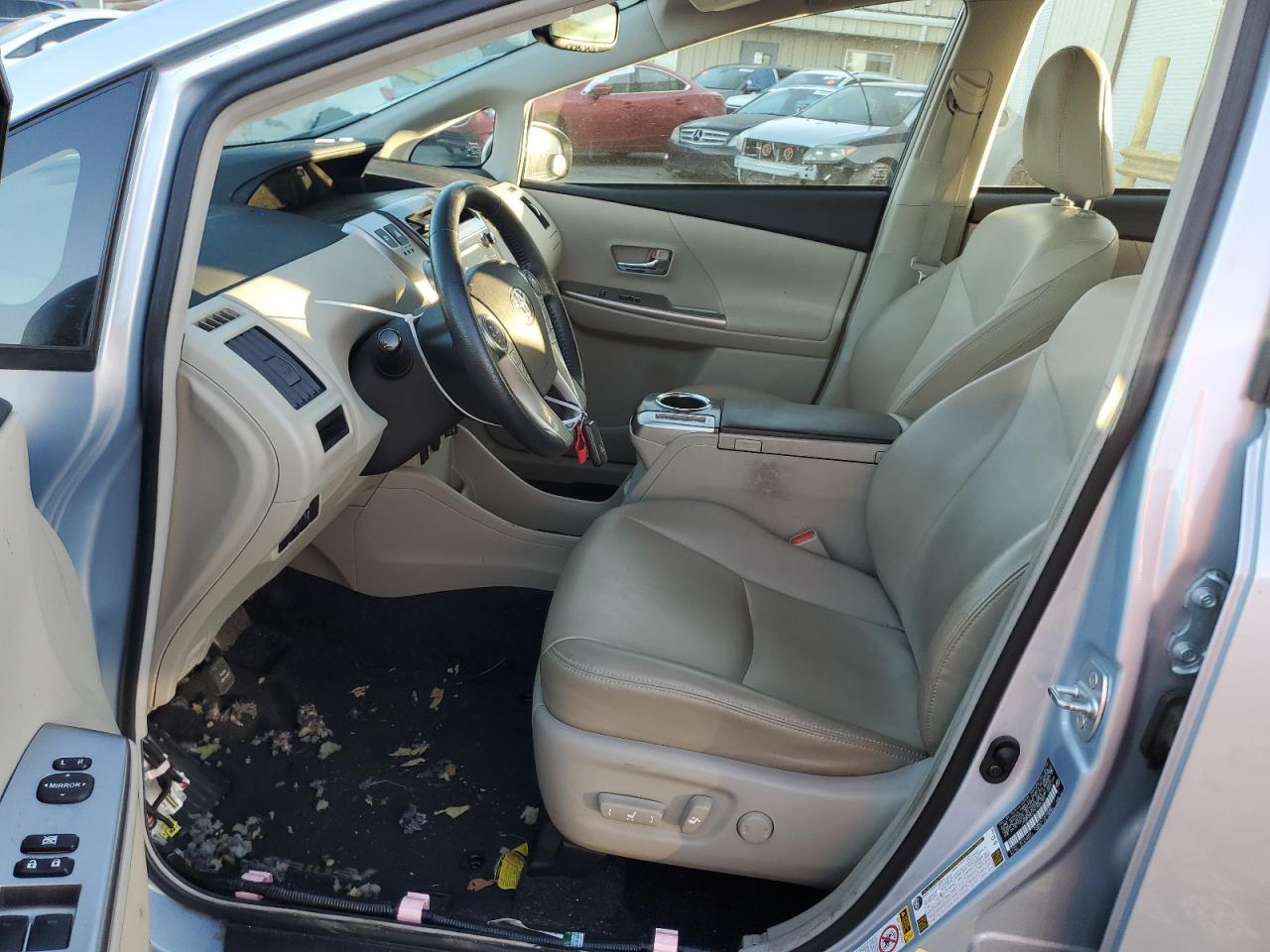 2015 Toyota Prius - Image 7