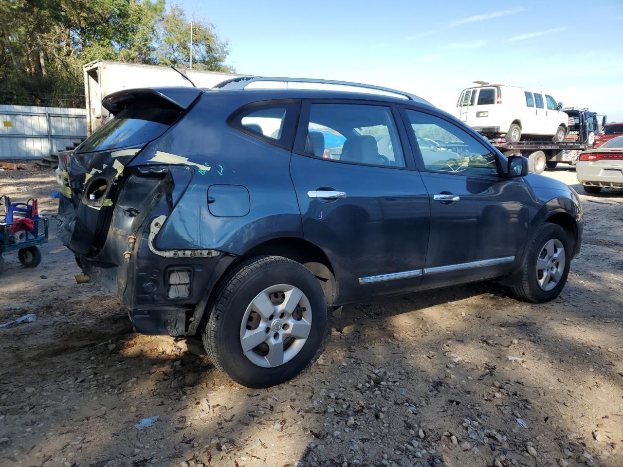 2014 Nissan Rogue - Image 3