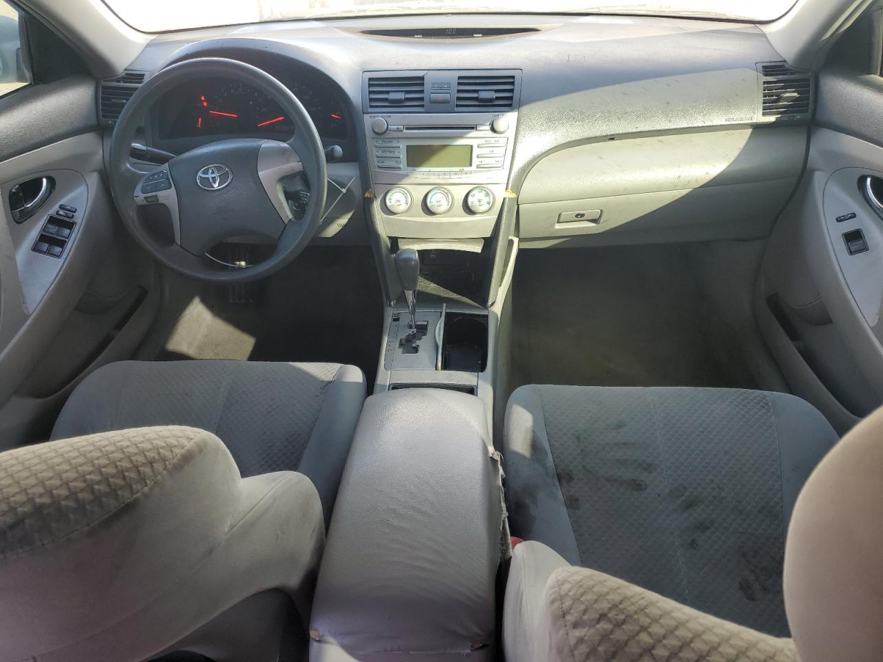 2009 Toyota Camry - Image 8