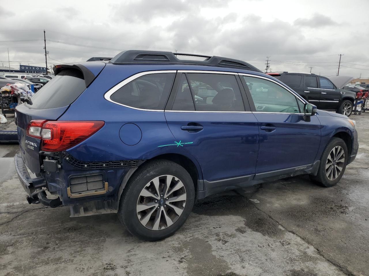 2015 Subaru Outback - Image 3