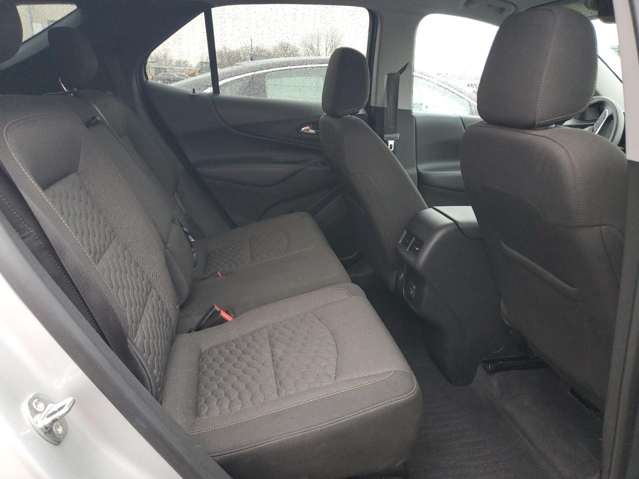 2020 Chevrolet Equinox - Image 11