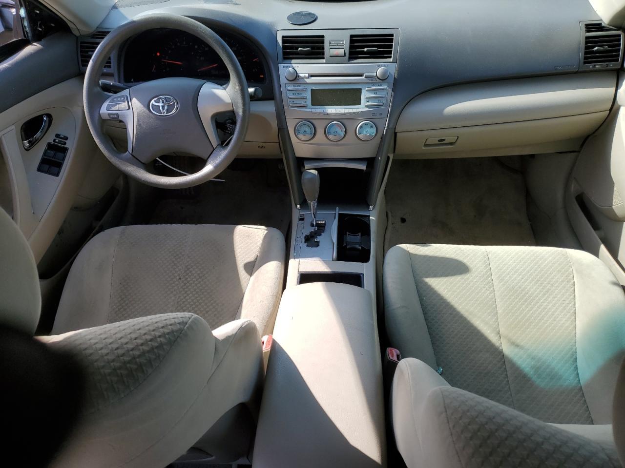 2009 Toyota Camry - Image 8