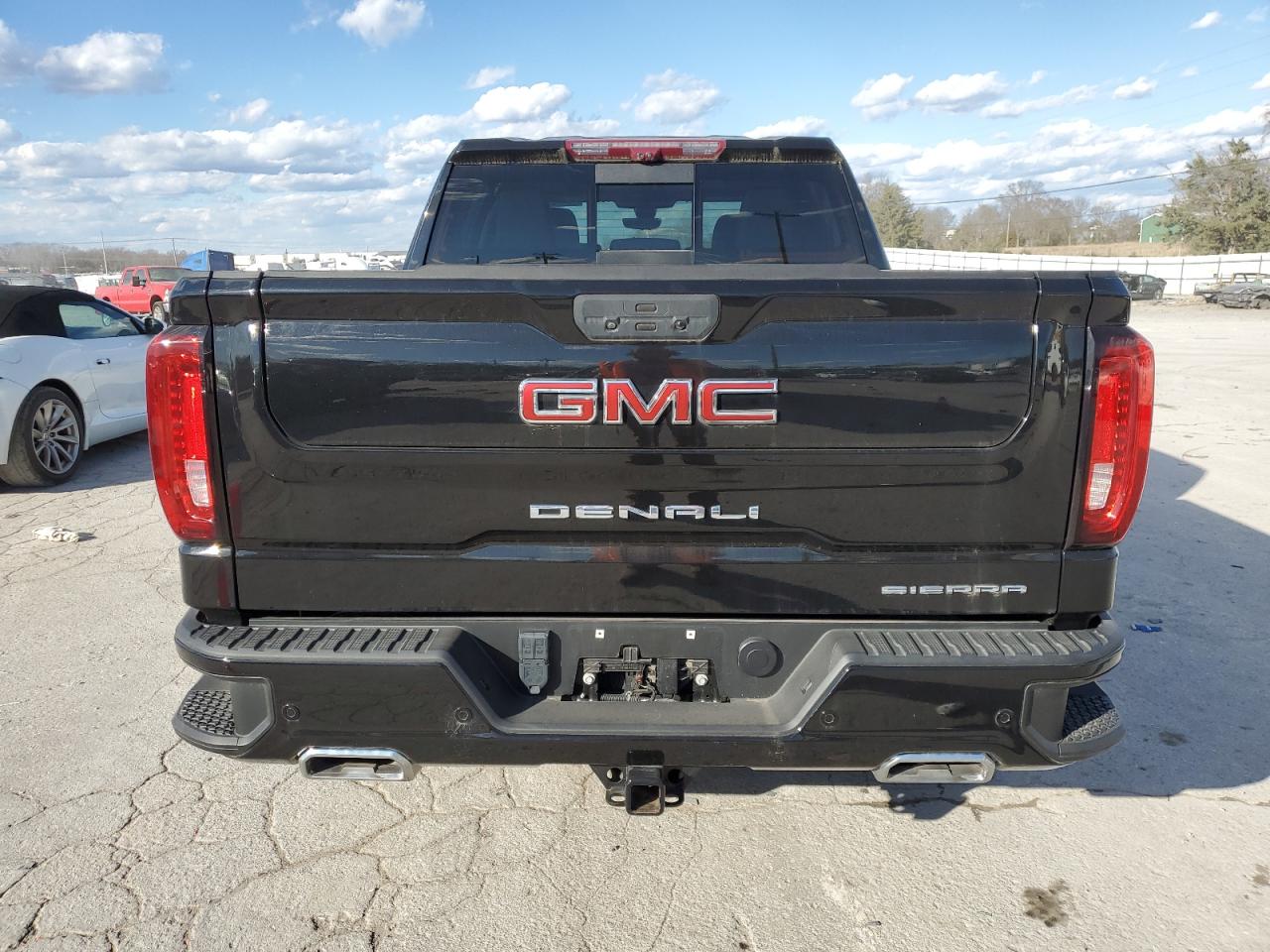 2022 GMC Sierra - Image 6