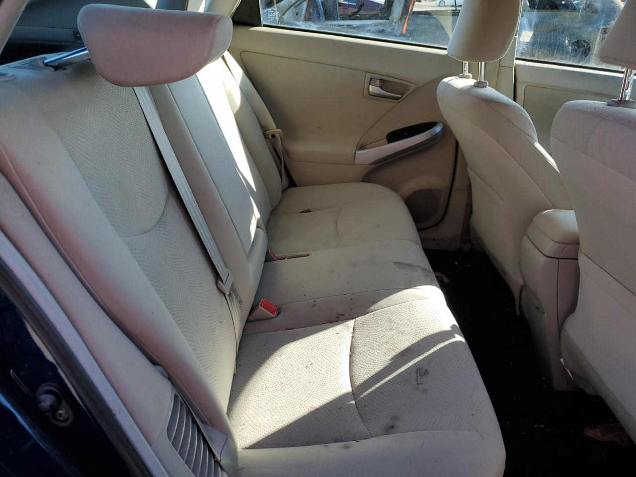 2014 Toyota Prius - Image 10