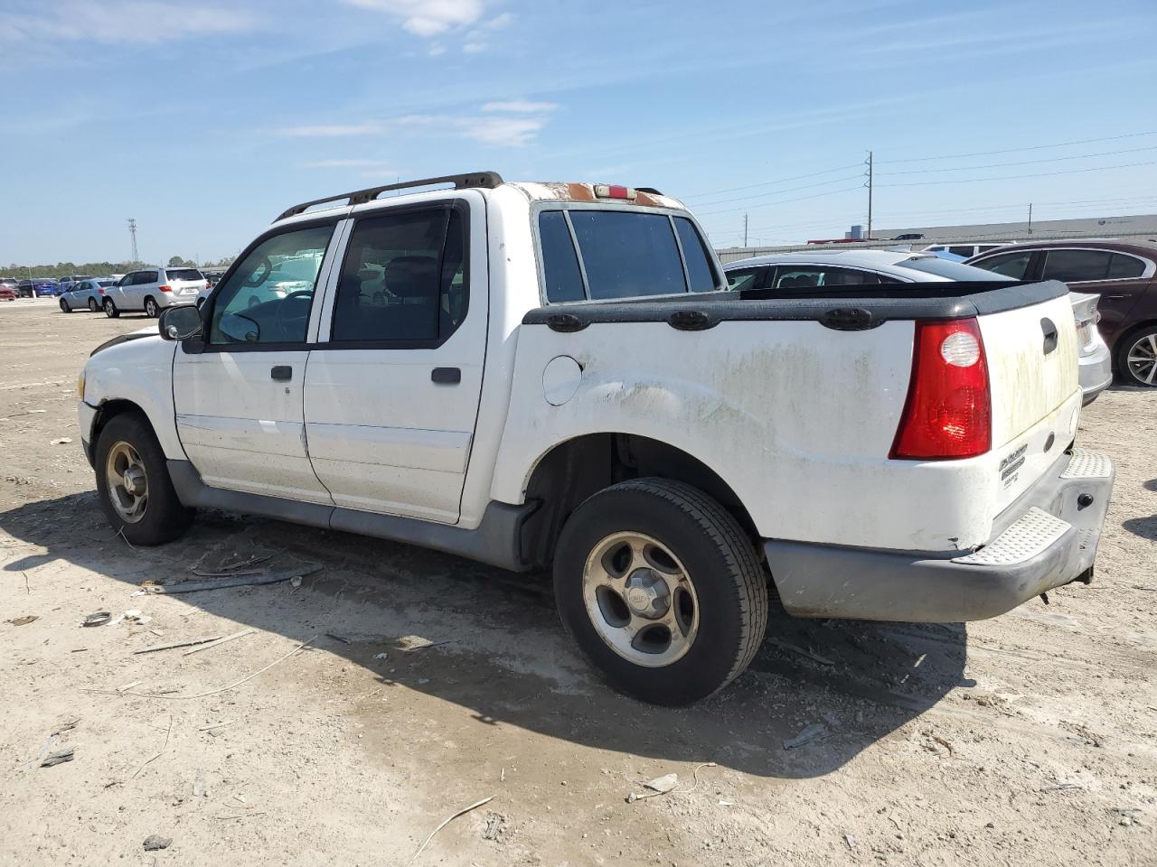 2004 Ford Explorer - Image 2