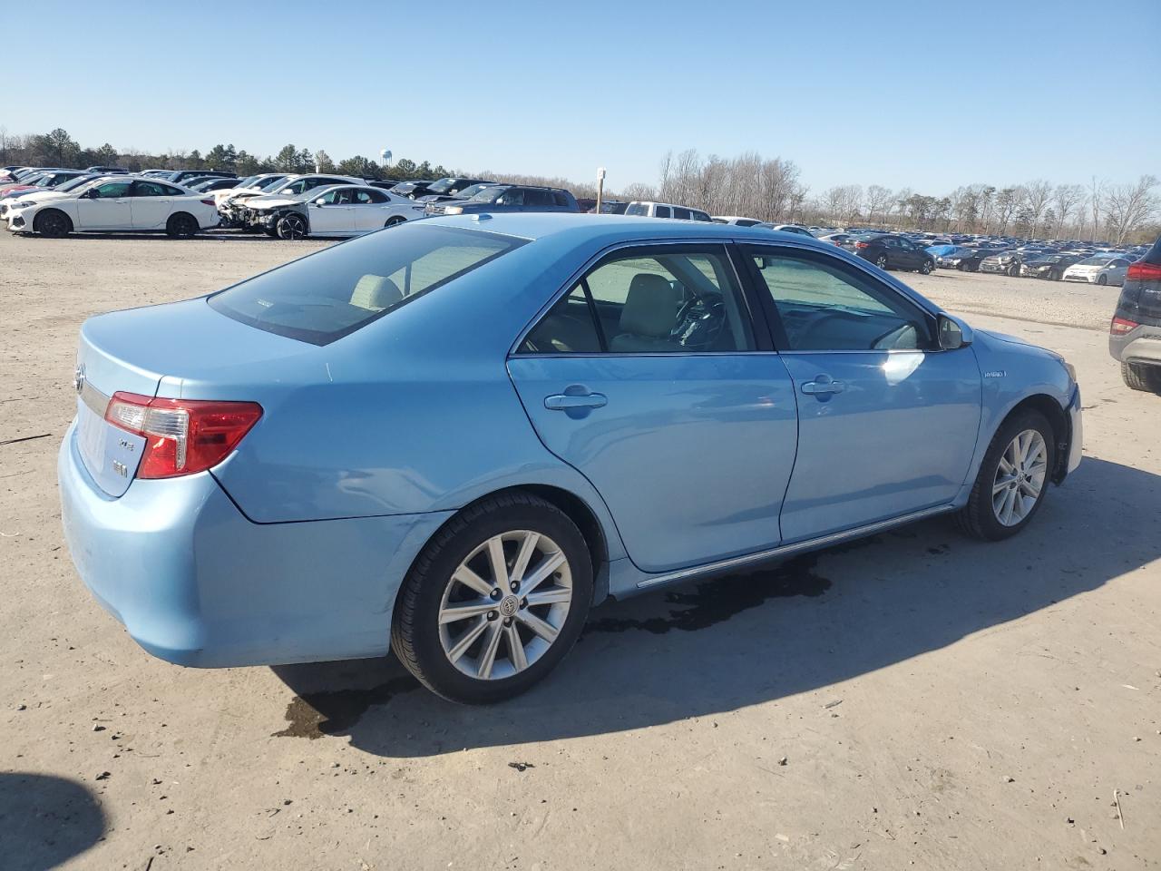 2012 Toyota Camry - Image 3