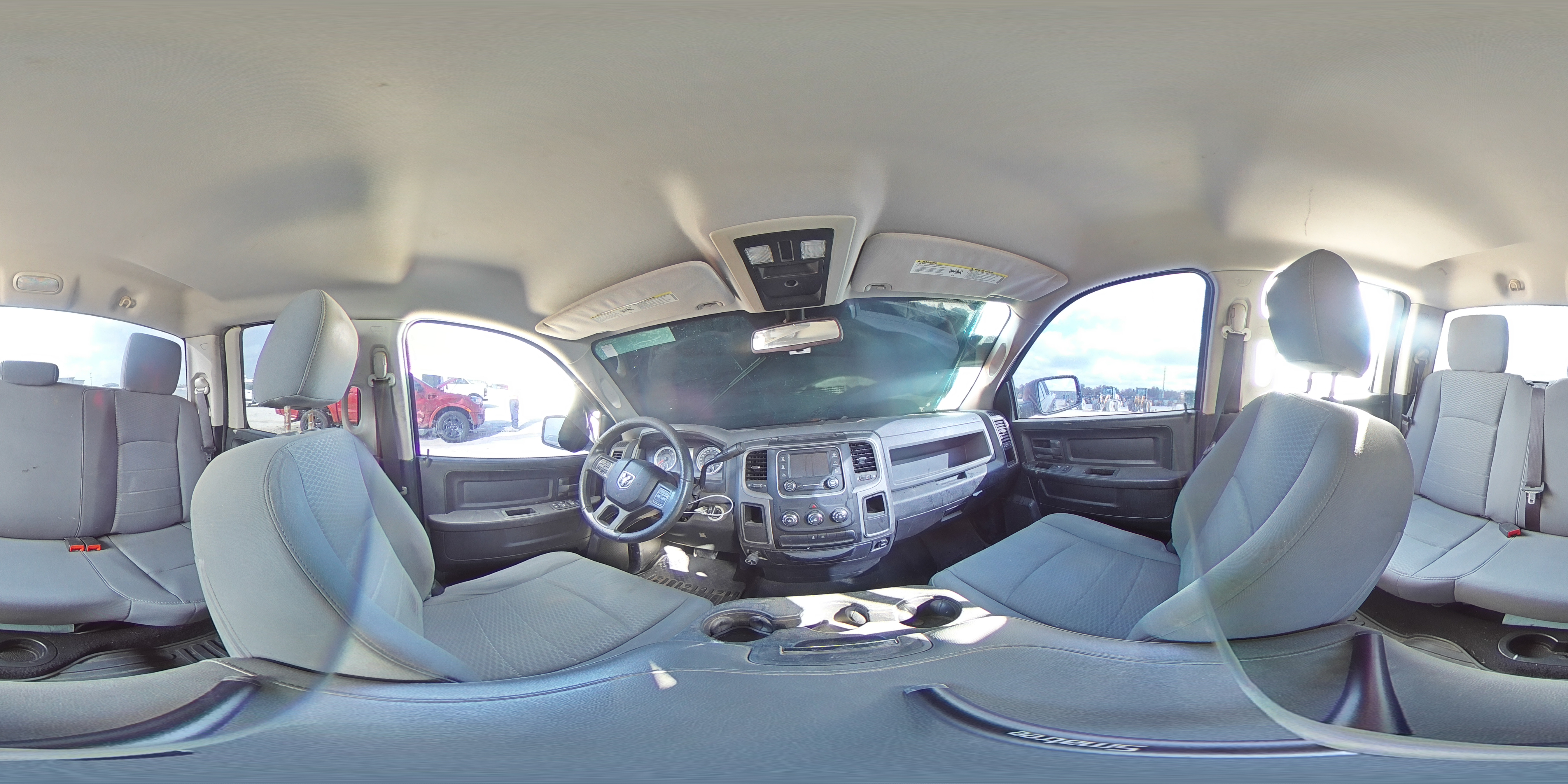 2014 RAM 1500 - Image 15