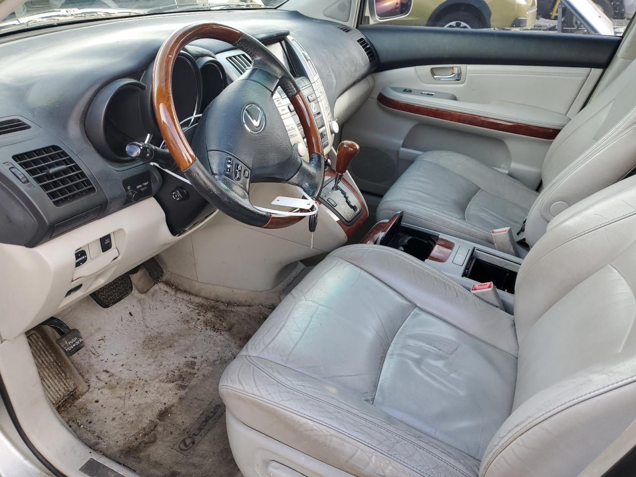 2004 Lexus RX - Image 7