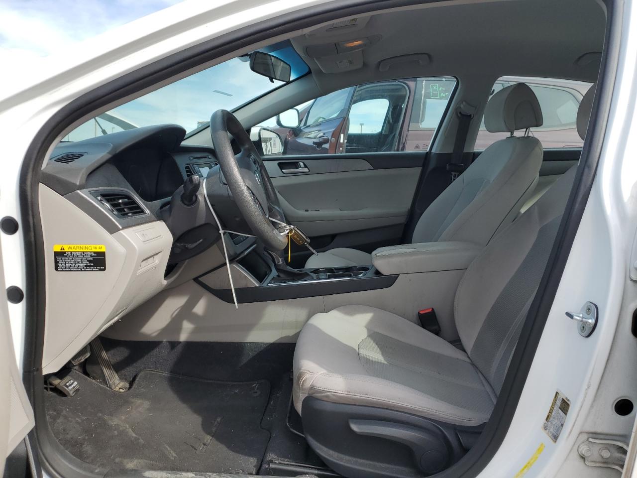 2015 Hyundai Sonata - Image 7