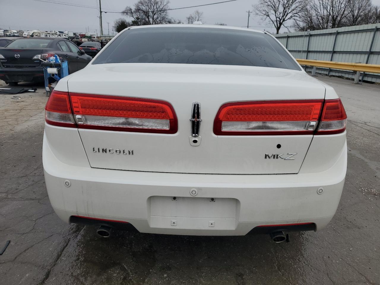 2012 Lincoln MKZ - Image 6