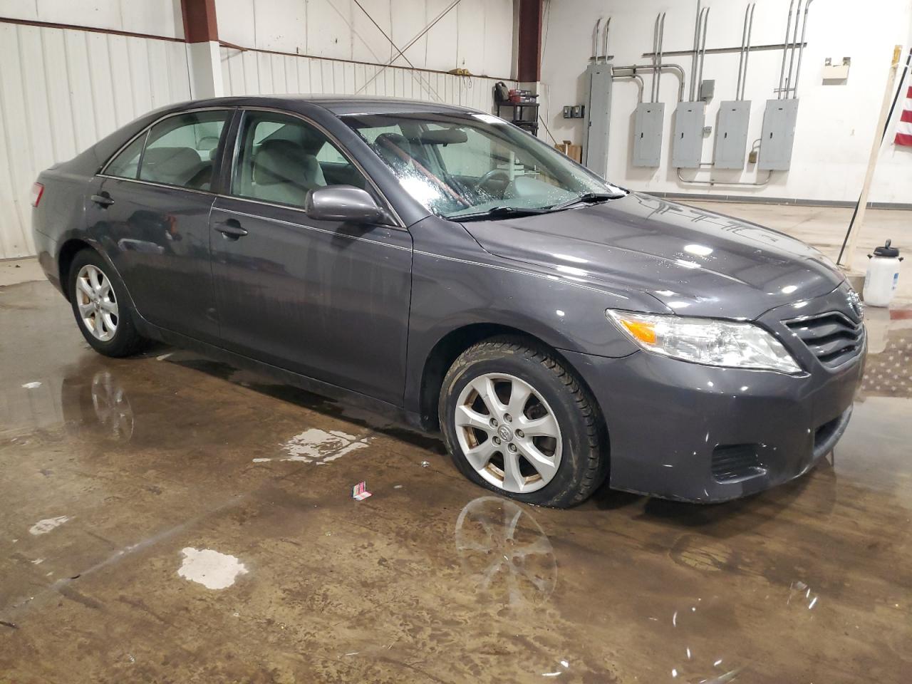 2011 Toyota Camry - Image 4