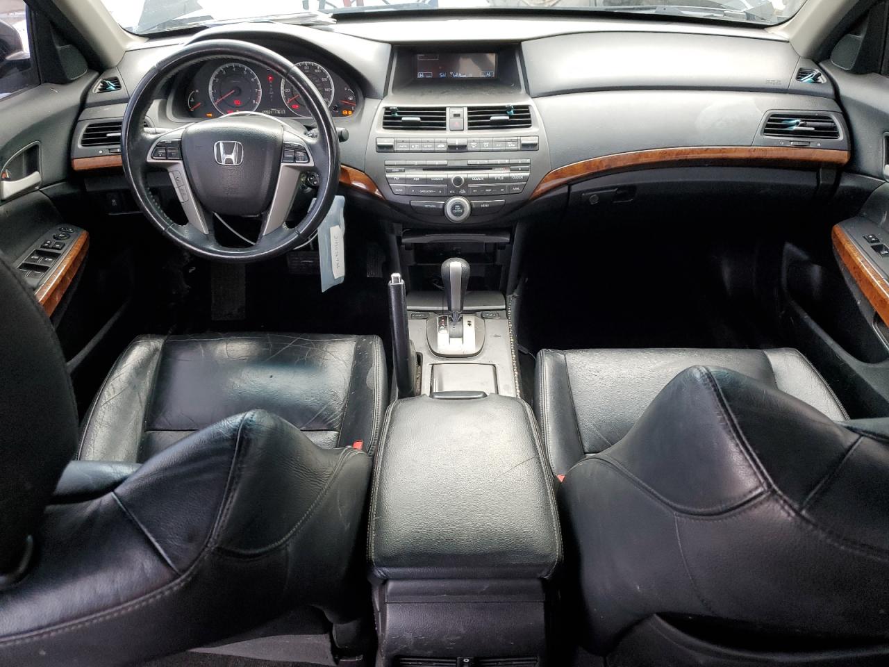 2011 Honda Accord - Image 8