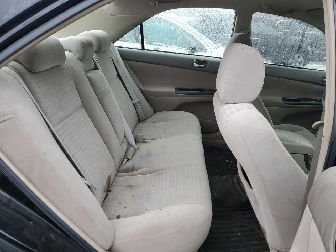 2005 Toyota Camry - Image 10