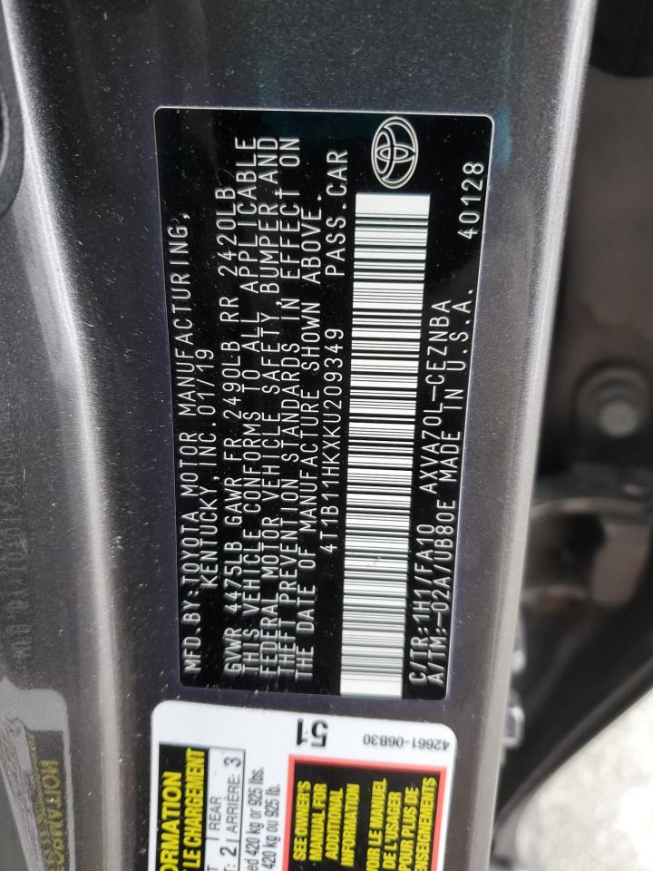 2019 Toyota Camry - Image 14