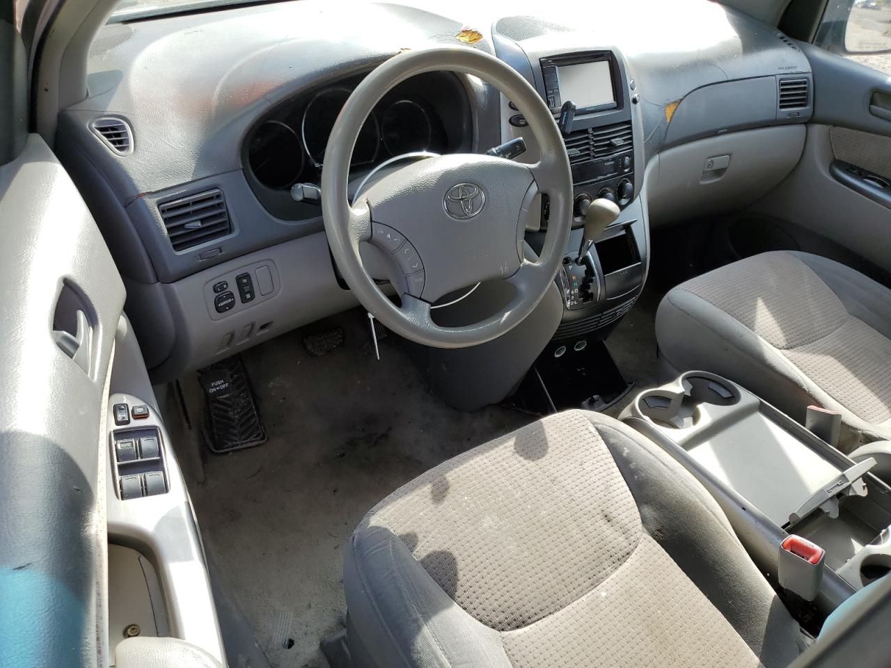 2006 Toyota Sienna - Image 8