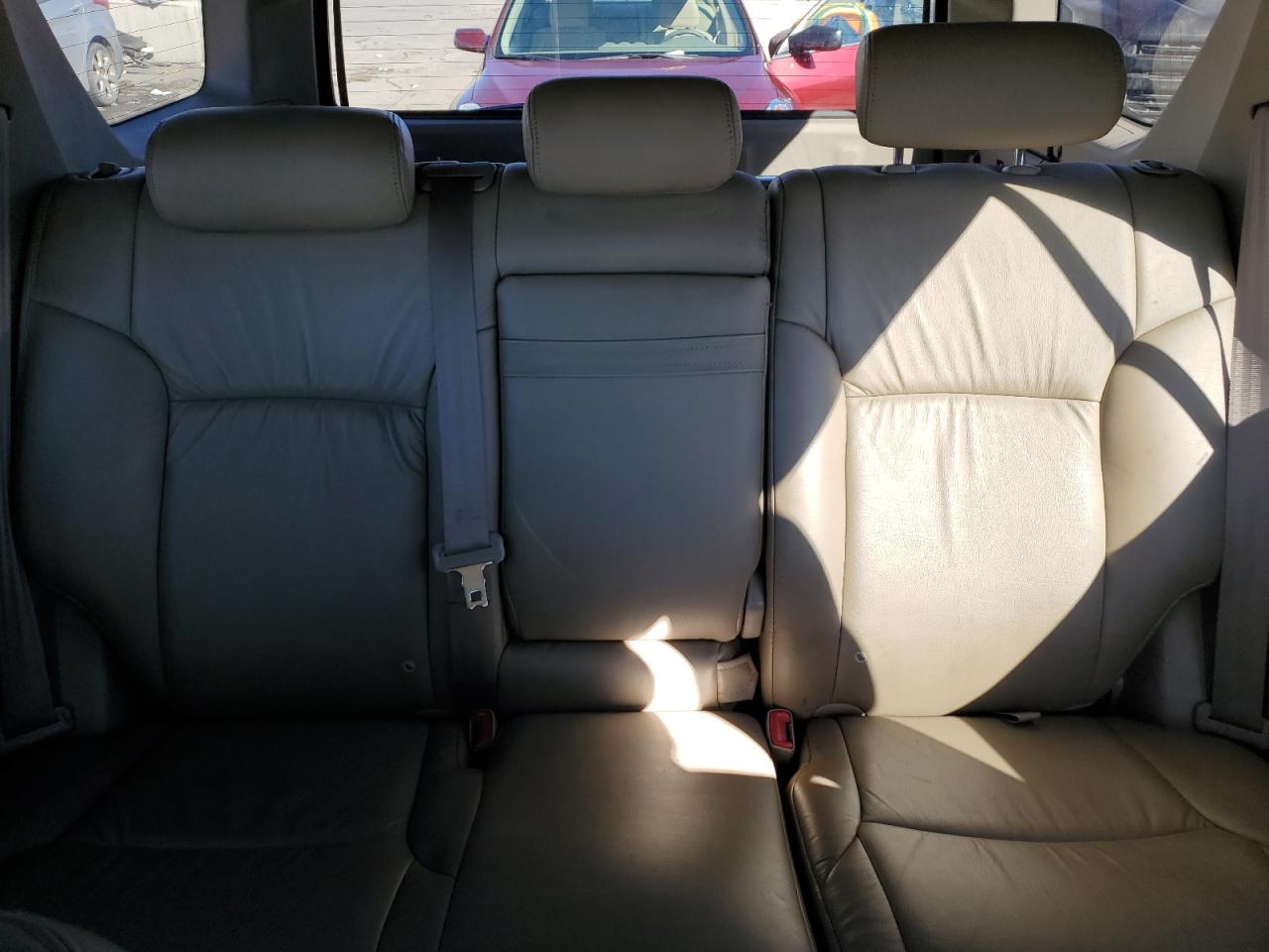 2003 Toyota 4Runner - Image 10