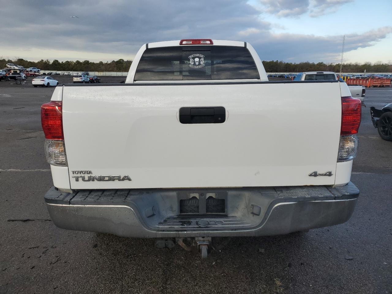 2012 Toyota Tundra - Image 6