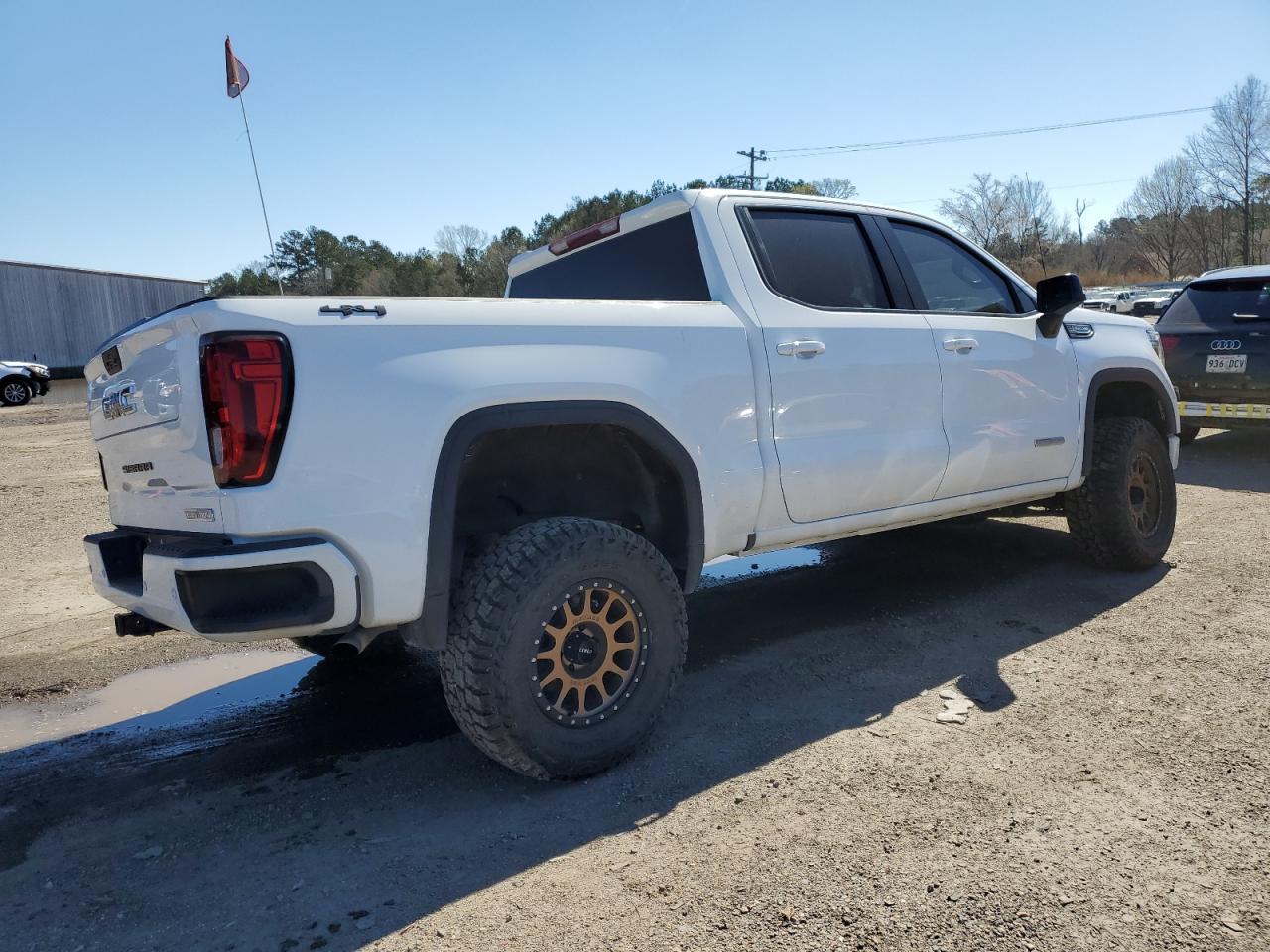 2021 GMC Sierra - Image 3