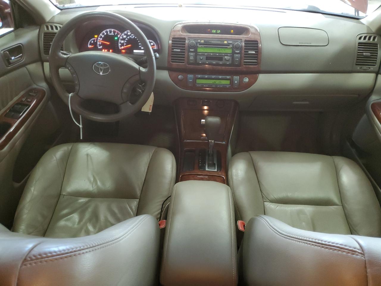 2005 Toyota Camry - Image 8