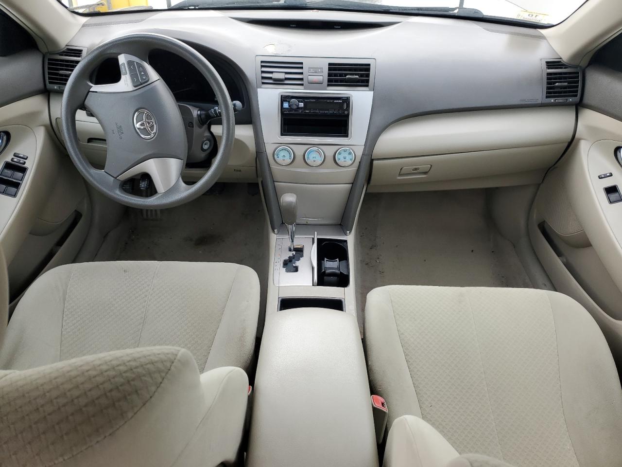 2009 Toyota Camry - Image 8
