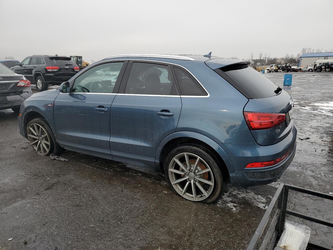 2018 Audi Q3 - Image 2