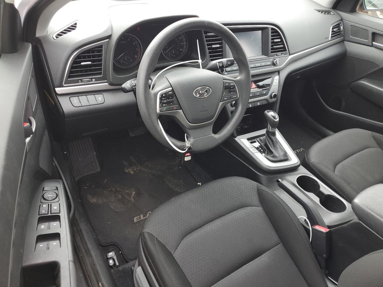 2018 Hyundai Elantra - Image 8